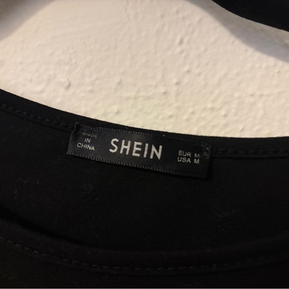 SHEIN Black Top with White Leaf Embroidery - Picture 2 of 2